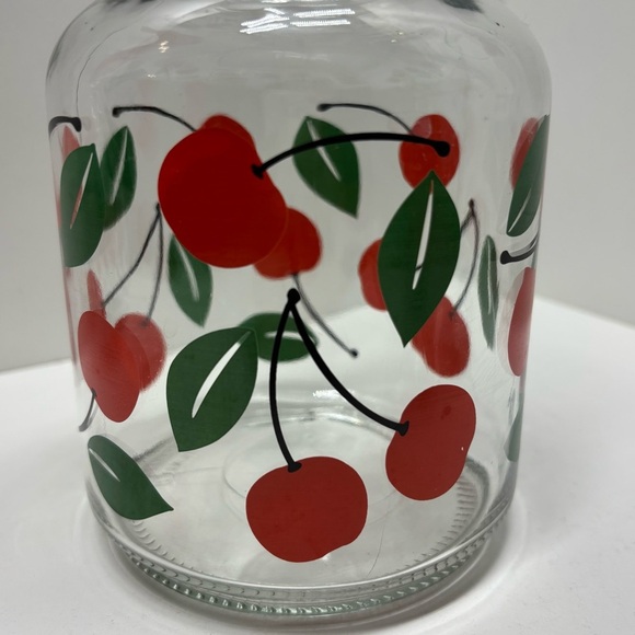Vintage 60s 3 piece Libbey Cherries set: includes pitcher and two tumblers - Picture 6 of 10